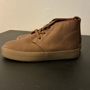 Old Navy Kids Tan Chukka Boots